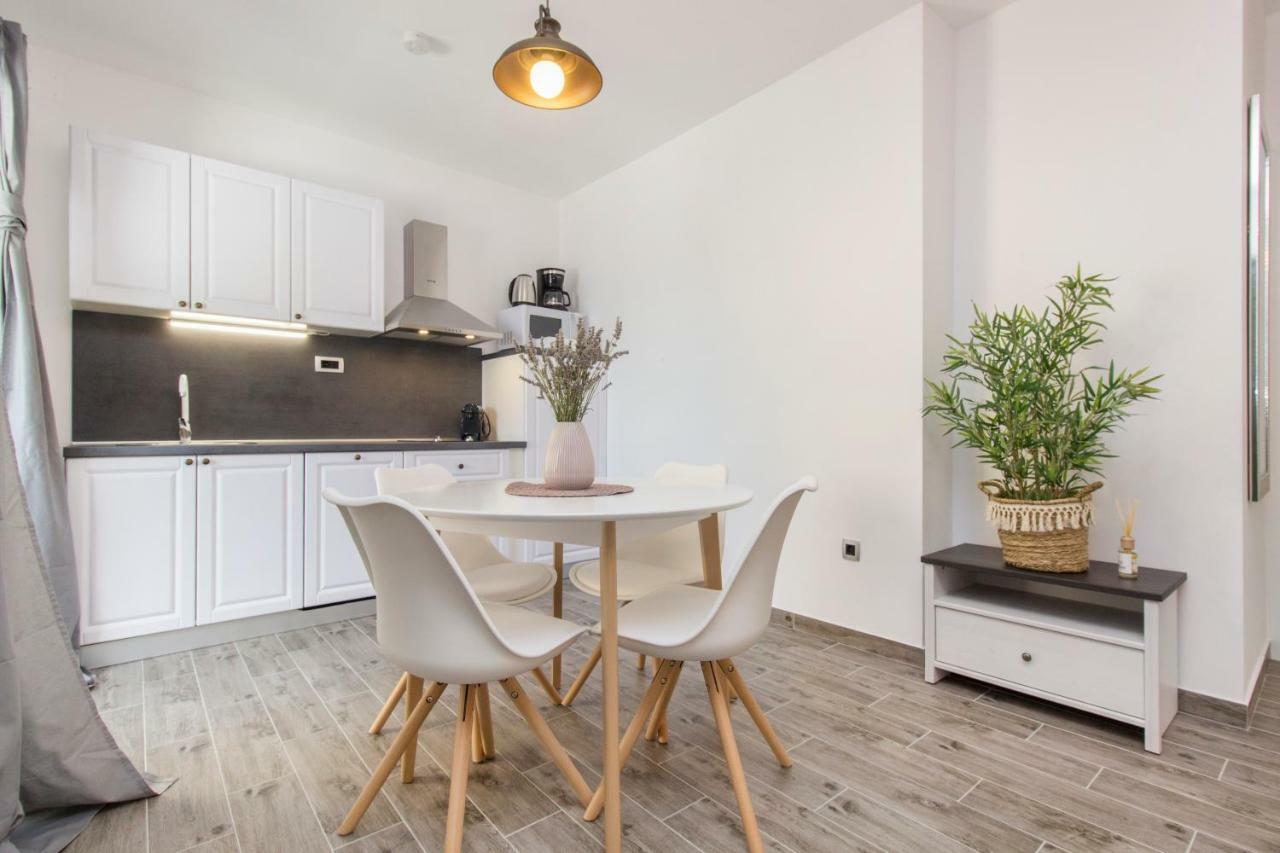 Apartmani Bedem شيبينيك المظهر الخارجي الصورة